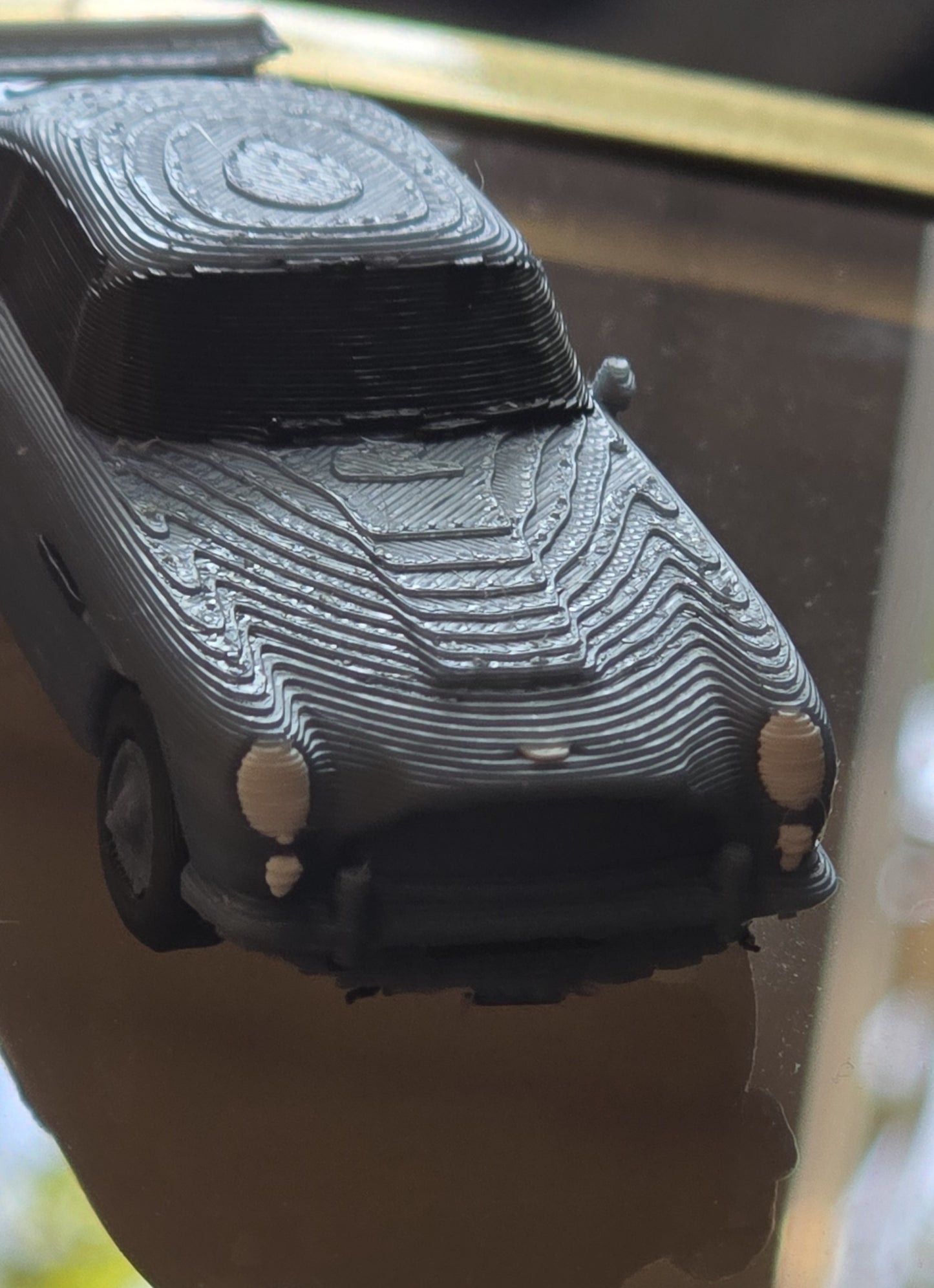 Aston Martin DB5 Keychain