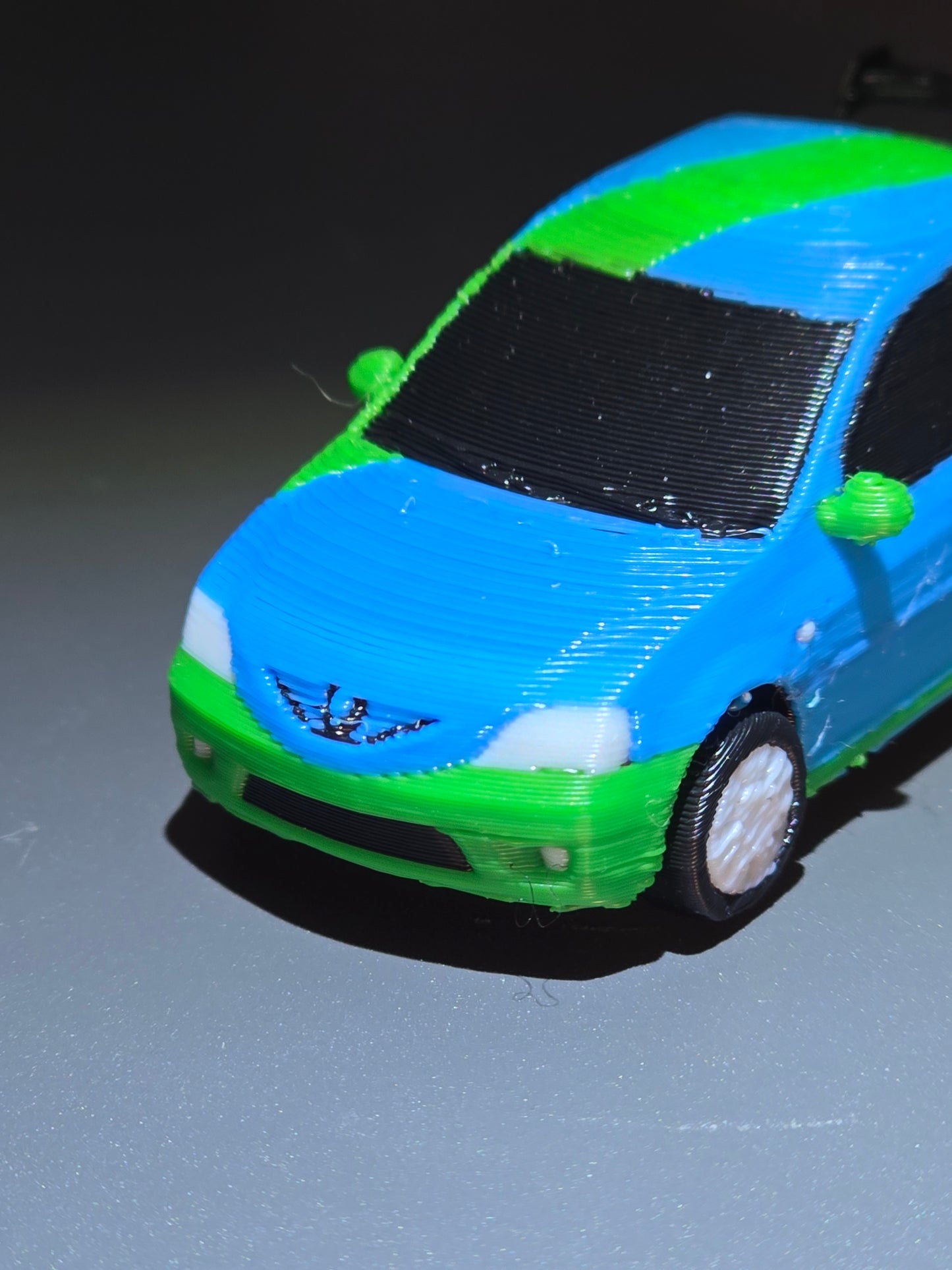 Portachiavi Dacia Logan Nürburgring (ruote funzionanti)